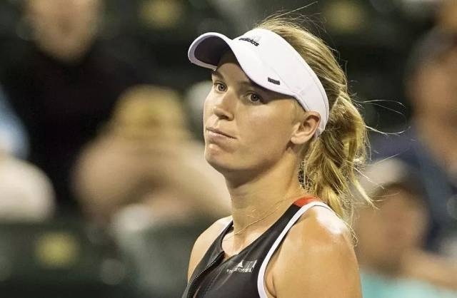 詹姆斯放进 詹姆斯放进